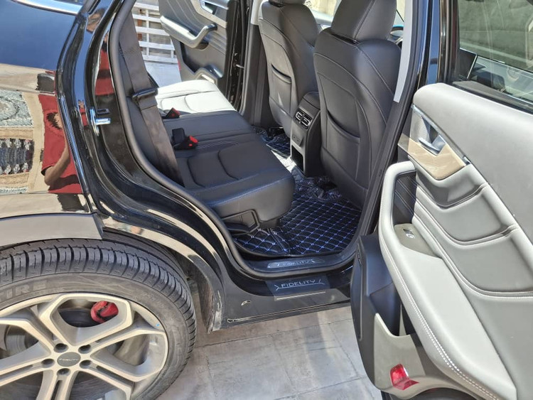 کفپوش پنج بعدی چرمی خودرو تویوتا لوین