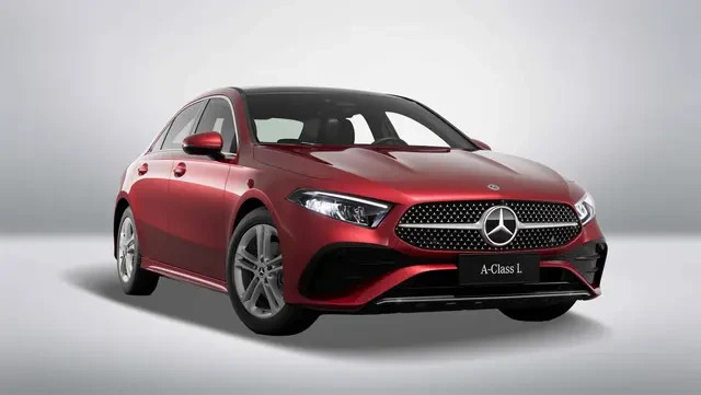 کفپوش پنج بعدی چرمی خودرو بنز A180 L (سال 2024الی 2025)